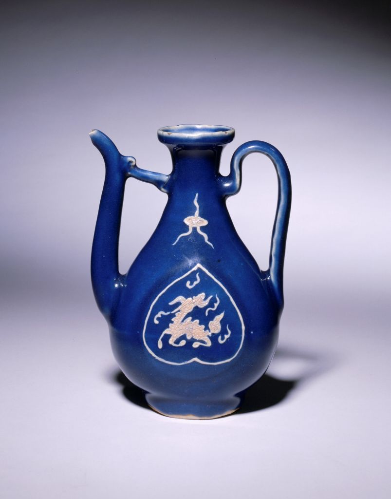 图片[1]-Blue glaze with unicorn pattern-China Archive